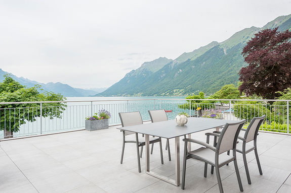 wunderschöne Aussicht
Terrasse mit Seeblick